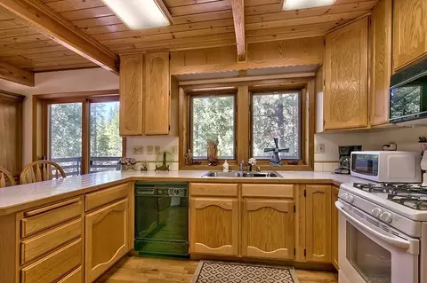 2233 Orchard Ridge Loop, Clio, CA 96106 photo 5