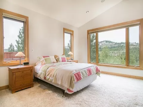 12597 Pinnacle Loop, Truckee, CA 96161 photo 8