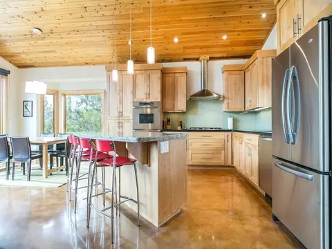 12597 Pinnacle Loop, Truckee, CA 96161 photo 6