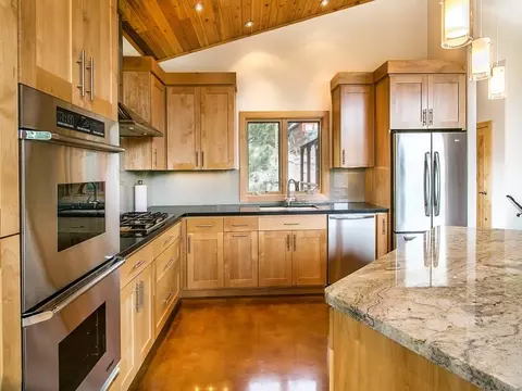 12597 Pinnacle Loop, Truckee, CA 96161 photo 7
