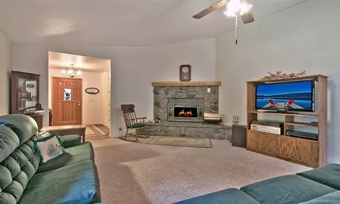 680 C Rd, Clio, CA 96106 photo 4