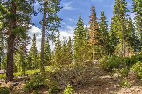 8306 Valhalla Dr, Truckee, CA 96161 photo 5