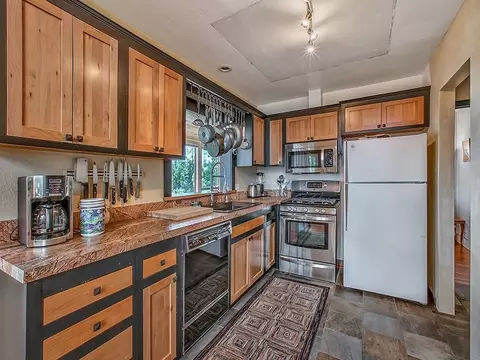 12958 Pinnacle Loop, Truckee, CA 96161 photo 7