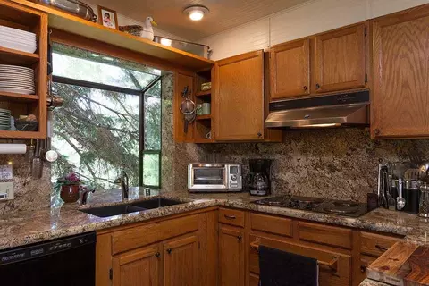 1840 Apache Ct, Olympic Valley, CA 96146 photo 9