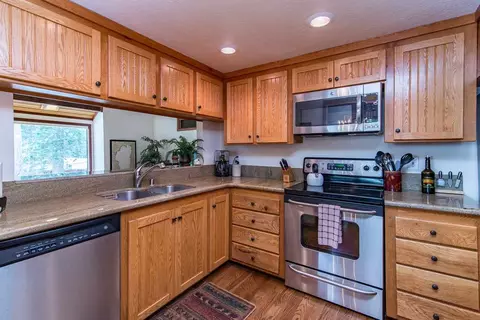 2160 Bear Creek Dr, Alpine Meadows, CA 96146 photo 4