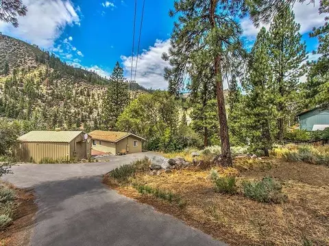 22178 Cedar St, Floriston, CA 96111 photo 8
