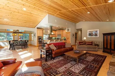 13618 Skiview Loop, Truckee, CA 96161 photo 4