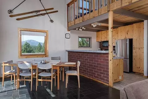 12677 Pinnacle Loop, Truckee, CA 96161 photo 5