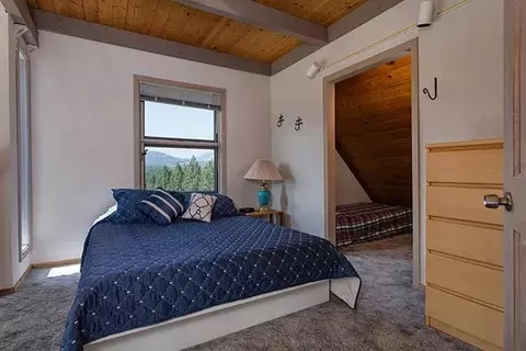 12677 Pinnacle Loop, Truckee, CA 96161 photo 12