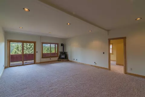 12613 Pinnacle Loop, Truckee, CA 96161 photo 11