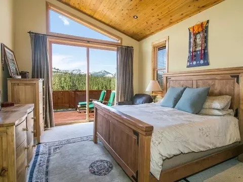 12613 Pinnacle Loop, Truckee, CA 96161 photo 10