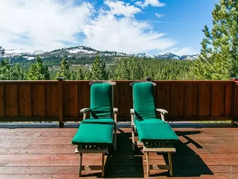 12613 Pinnacle Loop, Truckee, CA 96161 photo 14