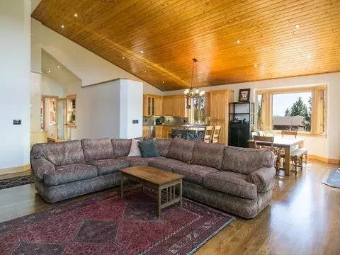 12613 Pinnacle Loop, Truckee, CA 96161 photo 8