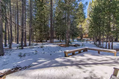 11754 Chalet Rd, Truckee, CA 96161 photo 2