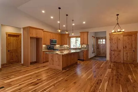 14268 Pathway Ave, Truckee, CA 96161 photo 7