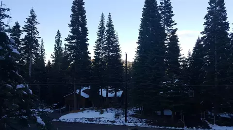 14268 Pathway Ave, Truckee, CA 96161 photo 6