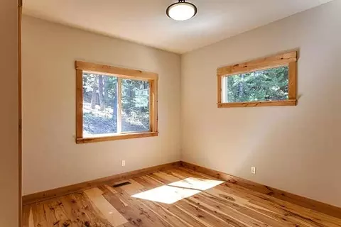 14268 Pathway Ave, Truckee, CA 96161 photo 9