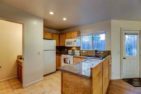 239 Mill St # 19, Grass Valley, CA 95945 photo 8