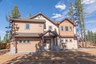 10262 Fall Ct, Truckee, CA 96161 photo 2