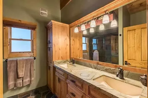 163 Basque, Truckee, CA 96161 photo 9