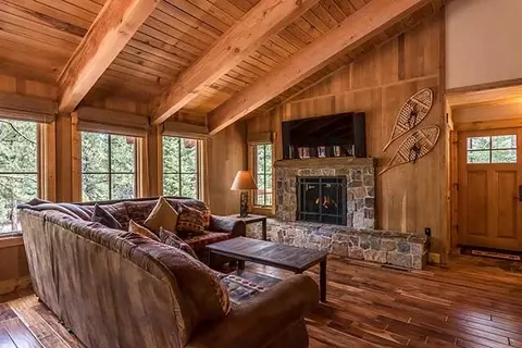 163 Basque, Truckee, CA 96161 photo 2