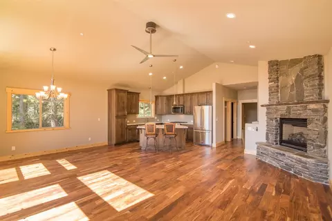 14548 Alder Creek Rd, Truckee, CA 96161 photo 3