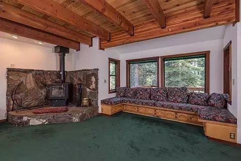 12735 Skiview Loop, Truckee, CA 96161 photo 4