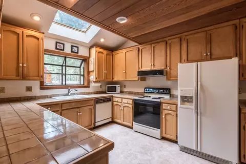 12735 Skiview Loop, Truckee, CA 96161 photo 7