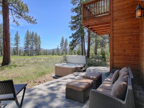 13103 Lookout Loop, Truckee, CA 96161 photo 4