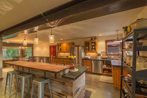 11540 Martis Ct, Truckee, CA 96161 photo 6