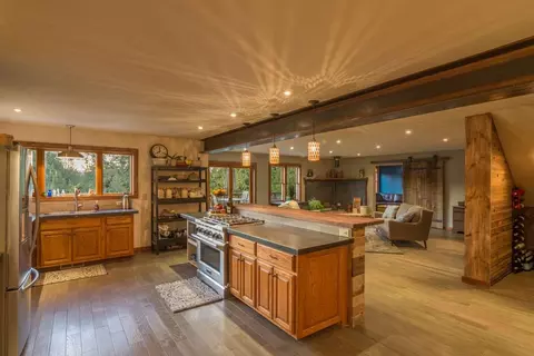 11540 Martis Ct, Truckee, CA 96161 photo 7