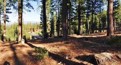 8184 Fallen Leaf Way, Truckee, CA 96161 photo 2