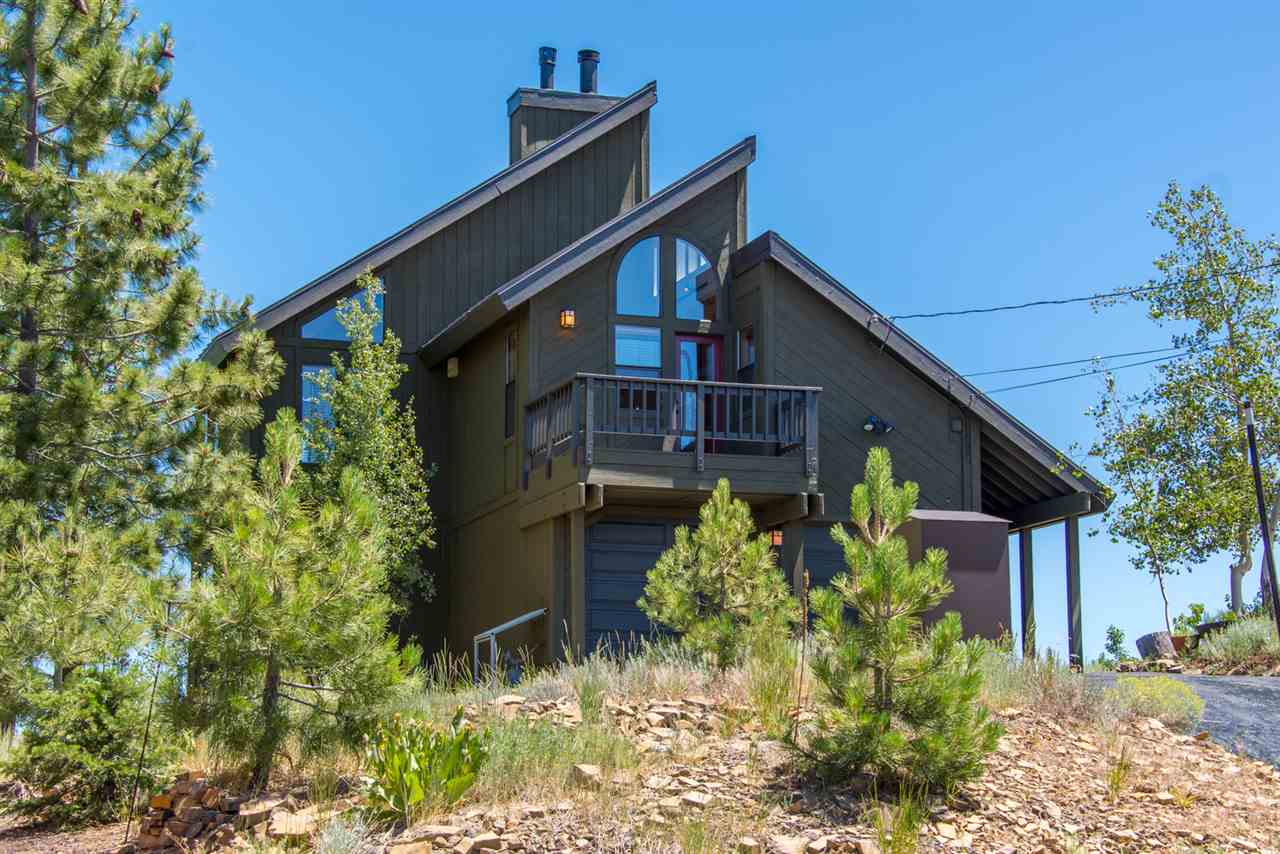 13097 Pinnacle Loop, Truckee, CA 96161 photo 1