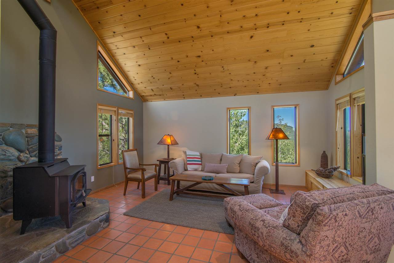 13097 Pinnacle Loop, Truckee, CA 96161 photo 3