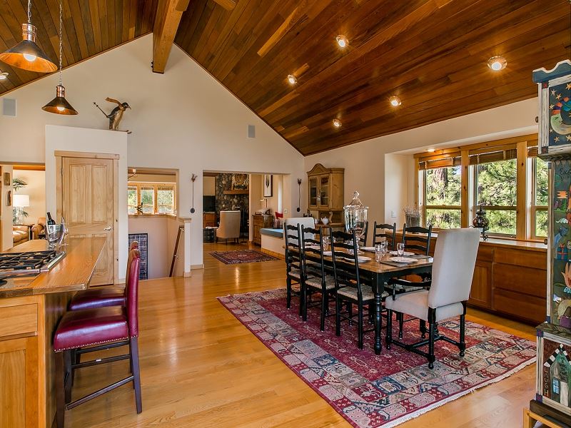 2101 Eagle Feather Ct, Truckee, CA 96161 photo 3