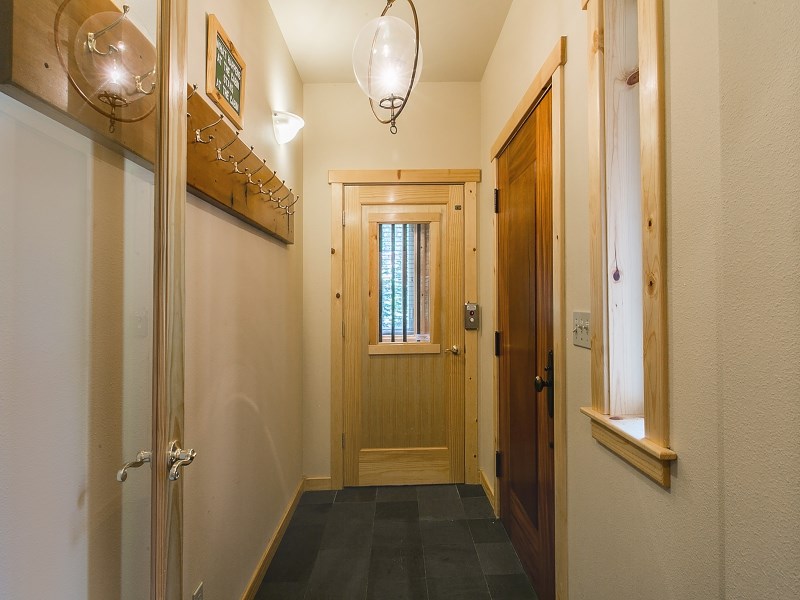 2101 Eagle Feather Ct, Truckee, CA 96161 photo 12