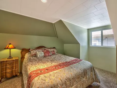 22211 Juniper St, Floriston, CA 96111 photo 9