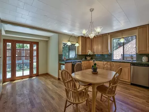 22211 Juniper St, Floriston, CA 96111 photo 6