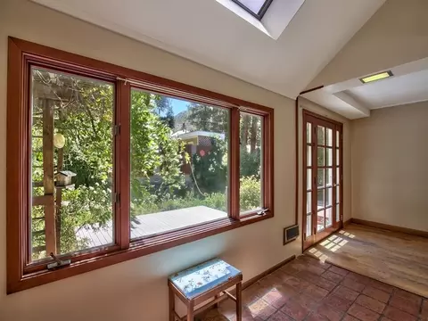 22211 Juniper St, Floriston, CA 96111 photo 7