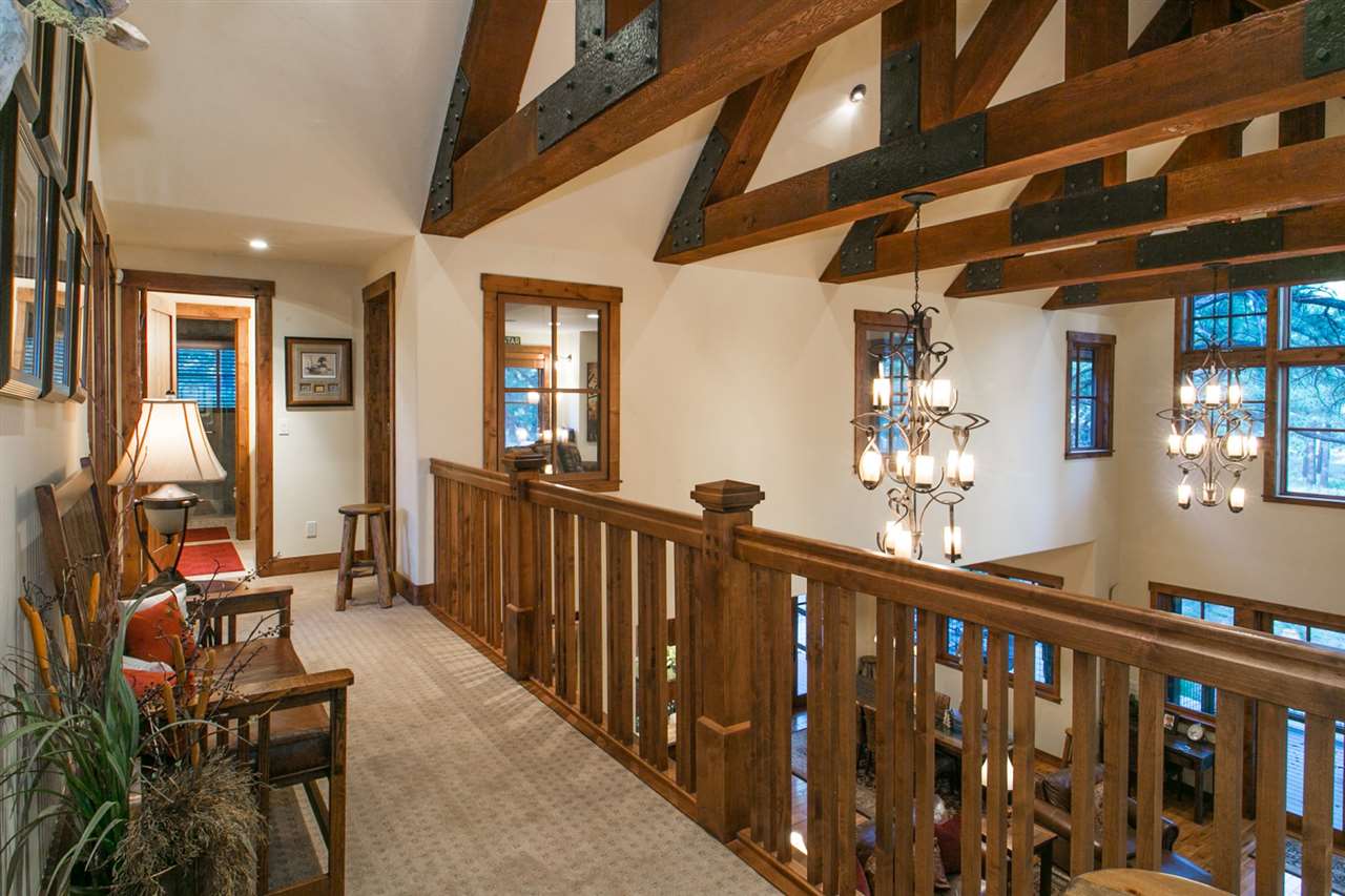 11821 Bottcher Loop, Truckee, CA 96161 photo 10