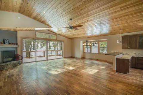 13461 Pathway Ave, Truckee, CA 96161 photo 3