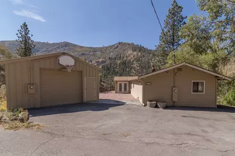 22156 Cedar St, Floriston, CA 96111 photo 1