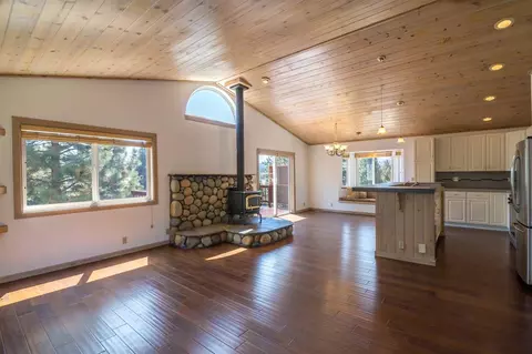 11621 Ridge Rd, Truckee, CA 96161 photo 7