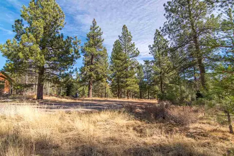 16096 Woodbridge Ct, Truckee, CA 96161 photo 2