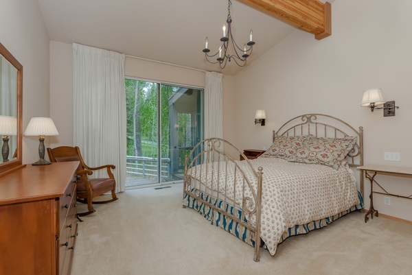 127 Basque, Truckee, CA 96161 photo 8