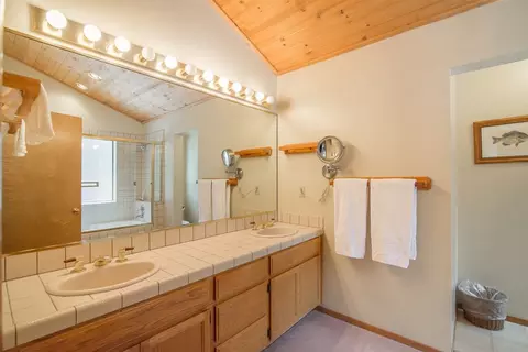 12681 Skiview Loop, Truckee, CA 96161 photo 13