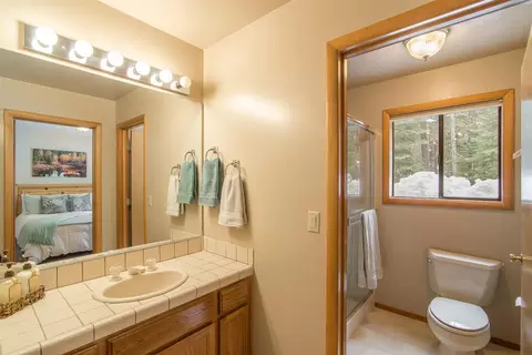 12681 Skiview Loop, Truckee, CA 96161 photo 8
