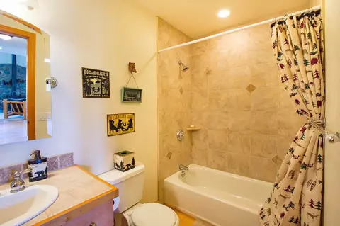 12596 Pinnacle Loop, Truckee, CA 96161 photo 9