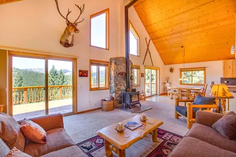 12596 Pinnacle Loop, Truckee, CA 96161 photo 3