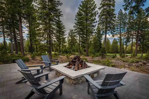 8348 Valhalla Dr, Truckee, CA 96161 photo 12